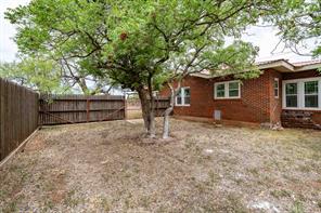 305 W Swenson Avenue - Photo 27