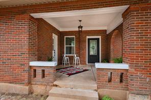 305 W Swenson Avenue - Photo 4