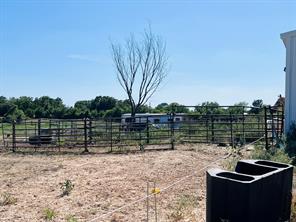 706 County Road 4599 - Photo 38