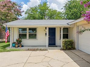 922 Forreston Drive - Photo 1
