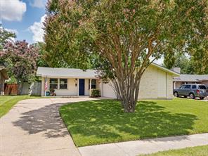 922 Forreston Drive - Photo 2