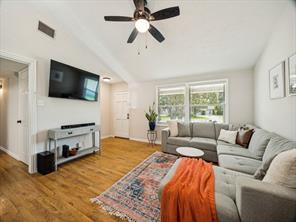 922 Forreston Drive - Photo 6