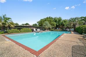 8100 Cambridge Street - Photo 16