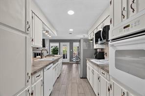 1317 W Redbud Drive - Photo 13