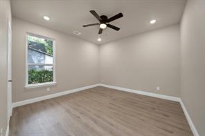 407 E Willingham Street - Photo 29