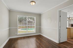 5400 Crater Lake Drive - Photo 6