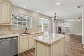 5400 Crater Lake Drive - Photo 7