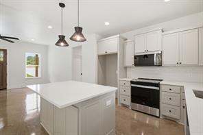 124 Graystone - Photo 3