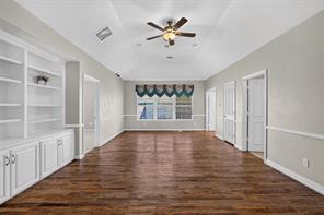 4911 Holly Tree Drive - Photo 35