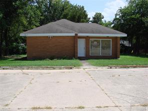 1604 E HWY 82 - Photo 1
