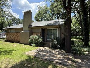 109 Churchill Lane - Photo 1