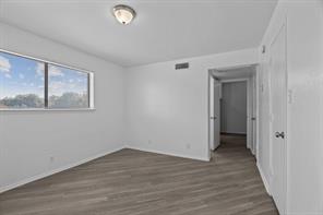 320 E 4th Street - Photo 16