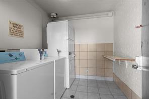 320 E 4th Street - Photo 23