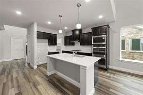 1636 Edgeway Drive - Photo 2