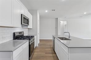 4213 Waco Drive - Photo 8