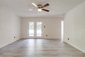 1104 Julie Street - Photo 11