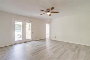 1104 Julie Street - Photo 12
