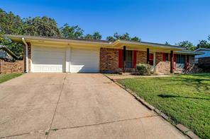 1104 Julie Street - Photo 2