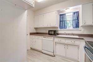 1104 Julie Street - Photo 20