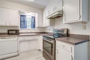 1104 Julie Street - Photo 21
