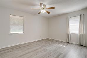 1104 Julie Street - Photo 23