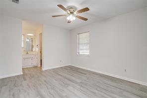 1104 Julie Street - Photo 24