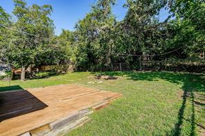 1104 Julie Street - Photo 39