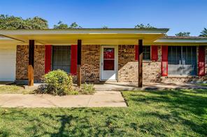 1104 Julie Street - Photo 4