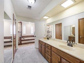 6404 Suncrest Court - Photo 23