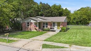 2017 Shawnee Street - Photo 1