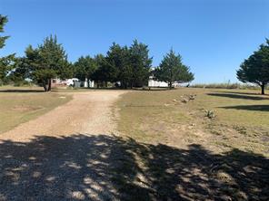 4126 County Road 4111 - Photo 6