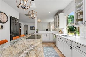 212 Pecan Hollow Drive - Photo 11