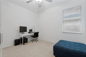 704 Pistachio Parkway - Photo 10