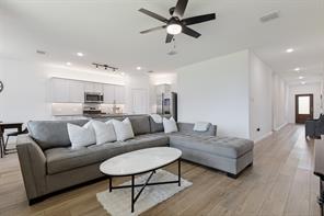 704 Pistachio Parkway - Photo 4