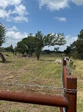 3905 Fm 2942 - Photo 10