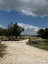 3905 Fm 2942 - Photo 2