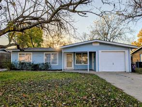 613 Grande Drive - Photo 1