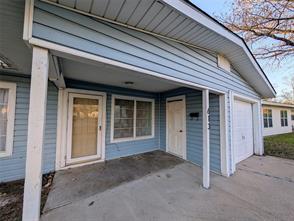 613 Grande Drive - Photo 2