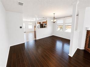 1600 Fieldstone Drive - Photo 4