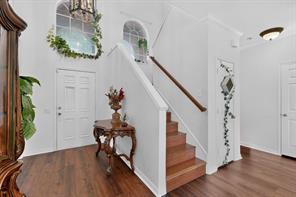 6651 Canterbury Drive - Photo 2
