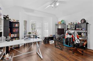 6651 Canterbury Drive - Photo 24