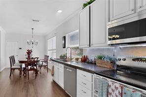 6651 Canterbury Drive - Photo 7