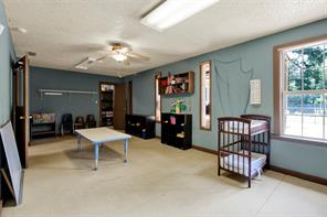 413 State Highway 323 E - Photo 10