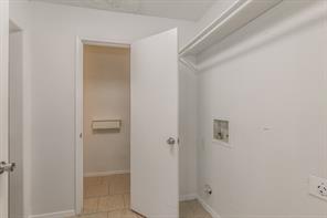 2760 Parkchester Drive - Photo 17