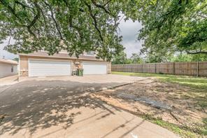 2760 Parkchester Drive - Photo 37