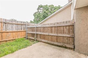 2760 Parkchester Drive - Photo 5