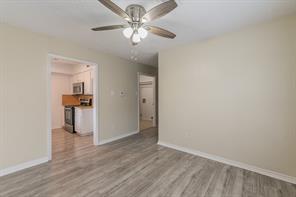 2760 Parkchester Drive - Photo 9