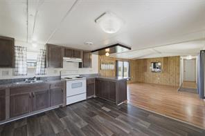 7305 Walden Drive - Photo 8