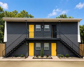 901 Bessie Street - Photo 1