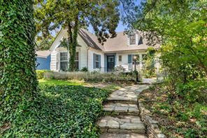 1411 Main Street - Photo 1